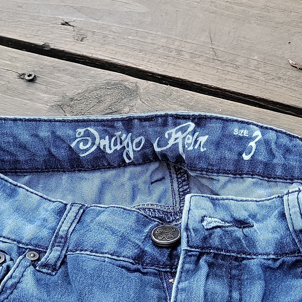 Jeans - Picture 3 of 3